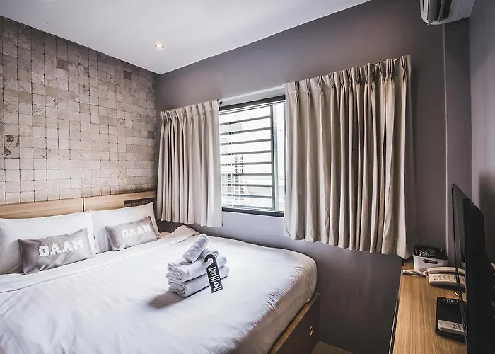 Gaam Hotel 3*